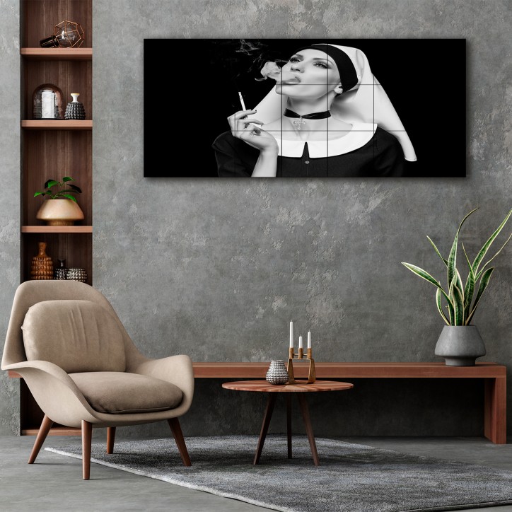Curvart Dimensions Chica Monja Fumando Curvart Dimensions Chica Monja Fumando